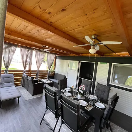 아파트 Mobile House T&n 벨레니에